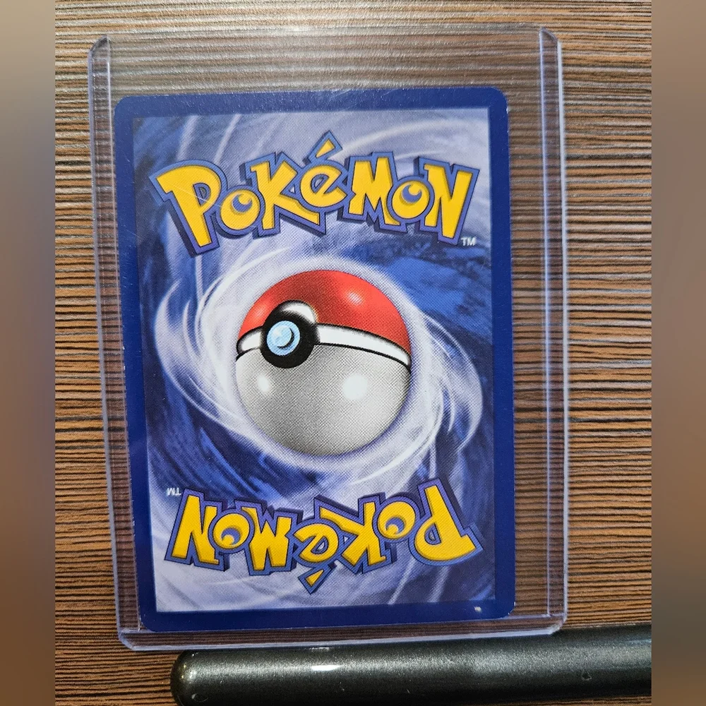 Pokemon Trainer Pokemon Center 85/102 Card
